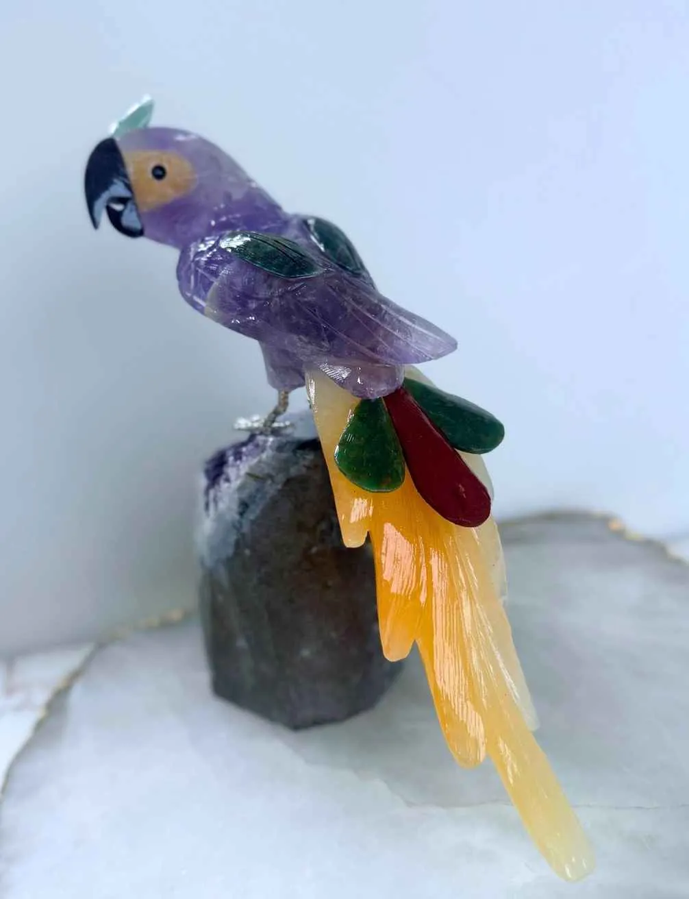 Pássaro de Ametista e Pedras Diversas - Na Drusa de Ametista